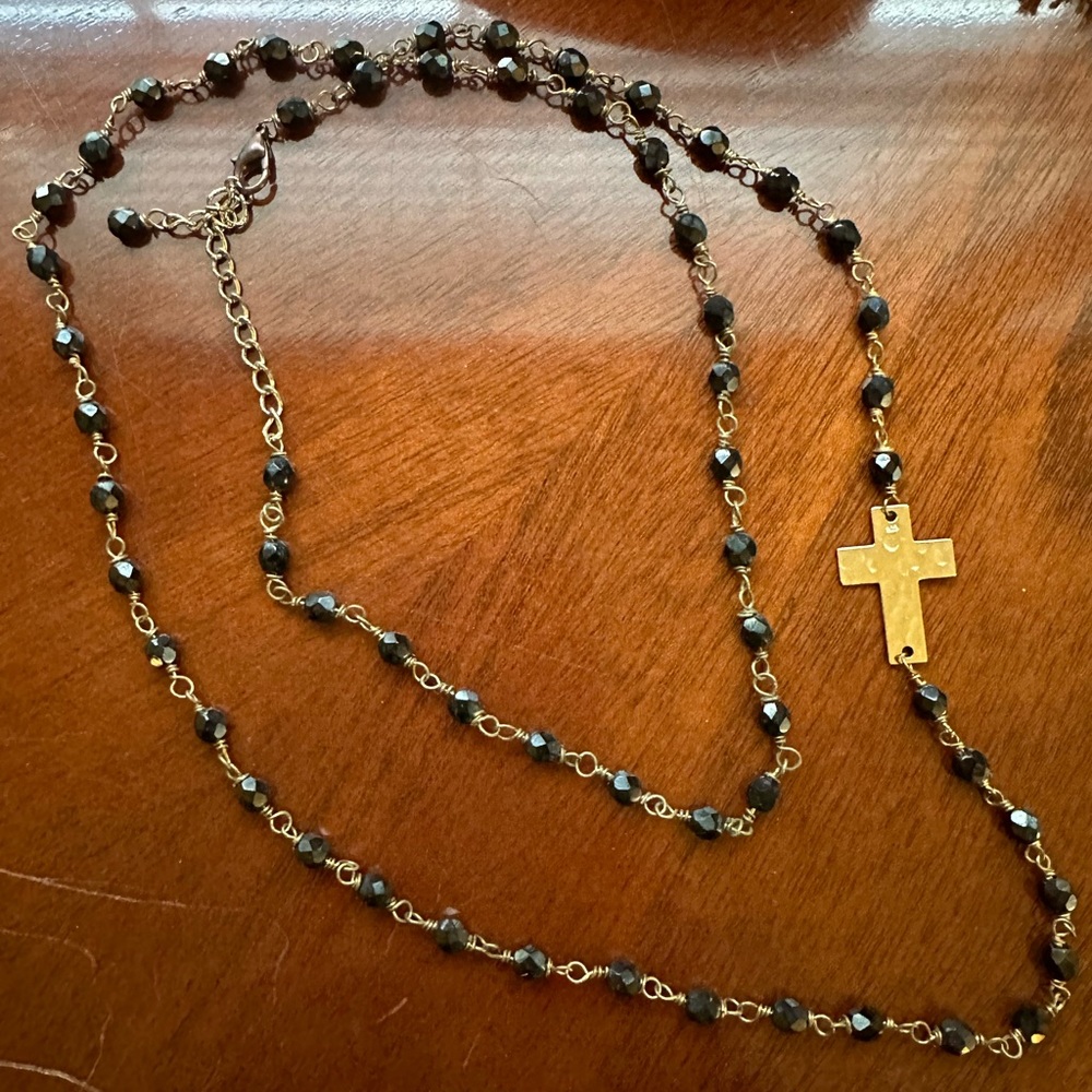 Necklace Gold Linked Black Beads with Gold Cross